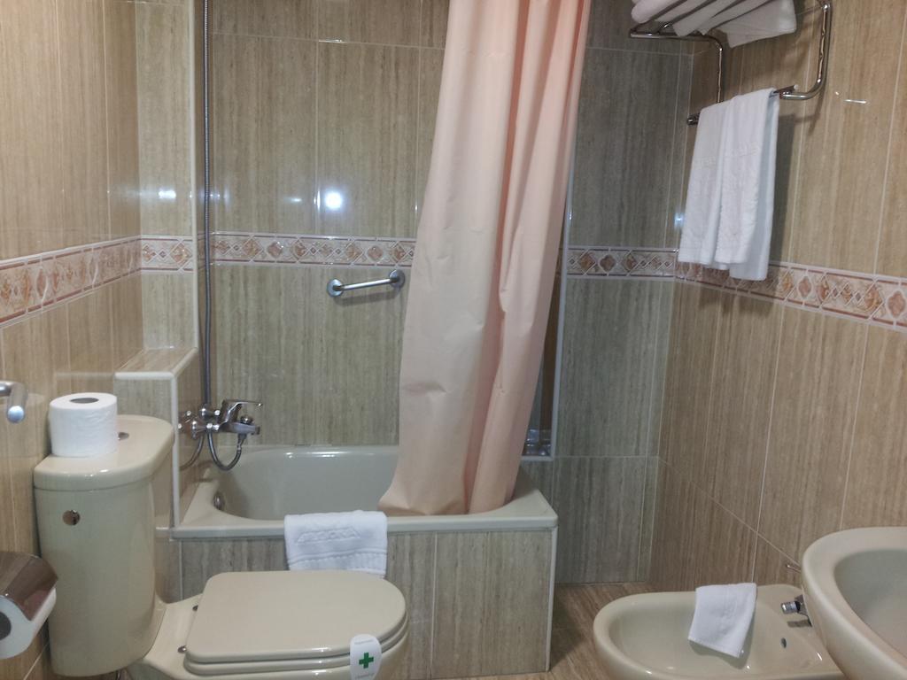 Begona Playa Hotel Gijon Phòng bức ảnh